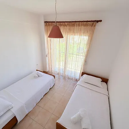 Сasa de vacaciones Polichrono Summer Escape 2br 200m To