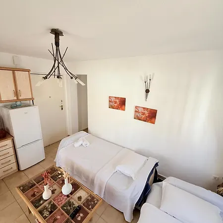 Polichrono Summer Escape 2br 200m To *